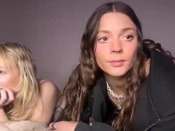 miamoorexo on Chaturbate