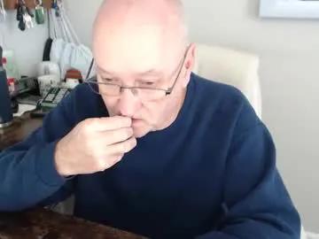 millenium0129 on Chaturbate 