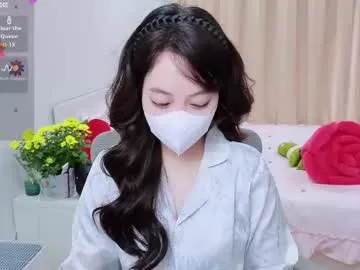 mina_686 on Chaturbate