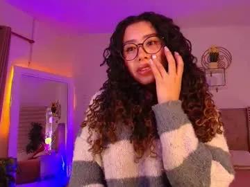 miss_sidney — Play tits [250 tokens left] special commands 7-23-33-  #latina #ebony #bigass #deepthroat #blowjob