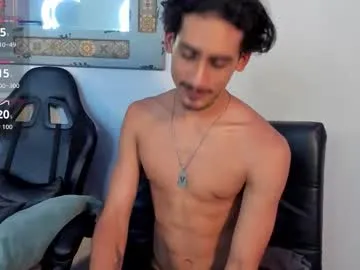 mr_strike on Chaturbate