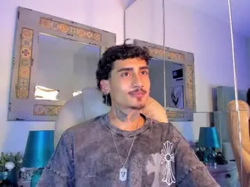 mr_strike on Chaturbate