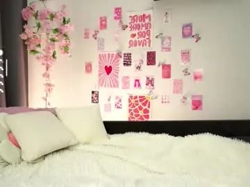 naomibry on Chaturbate