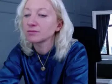 natalie_bitton on Chaturbate 