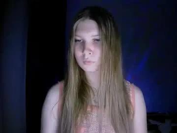 nelli_lux — GOAL: Hot dance [190 tokens remaining] Welcome to my room! #new #cute #blonde #bigass #nonude