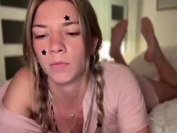 oliviahansleyy on Chaturbate