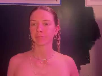 oliviahansleyy on Chaturbate