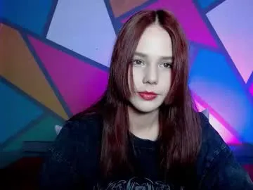 onessandra on Chaturbate