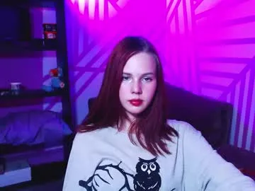 onessandra on Chaturbate