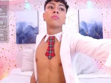 owen_jp — GOAL: Sexy Dance Naked [100 tokens remaining] Welcome to my room! #femboy #bigass #latino #18 #new