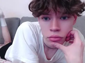 pawclaw on Chaturbate