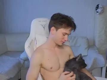 pupsenish on Chaturbate 