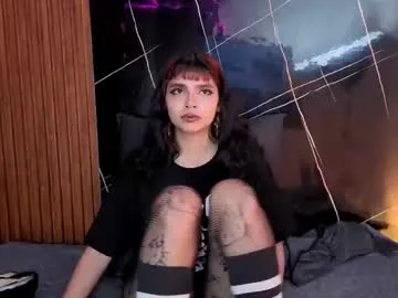 raven_rox_ on Chaturbate