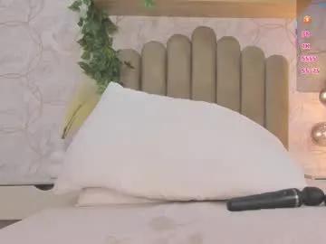 roma_love_ — Can you make me cum and squirt ?Don't be late - Goal: Squirt show  [649 tokens left] #latina #squirt #pussy #feet #cum