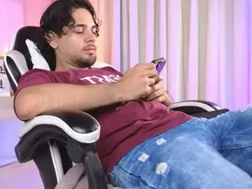 samir_bear on Chaturbate