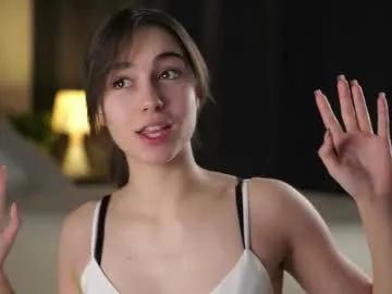 sheenadu — It's good to see you on my room ! Goal- show outfit  <3 #natural #new #shy #cute #18 [55 tokens remaining]