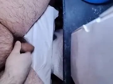 small_1986 on Chaturbate