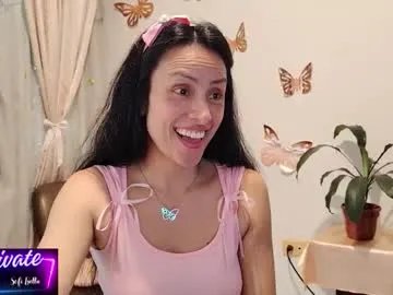 sofibelladelavega on Chaturbate