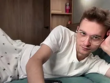 tai_fun — GOAL: take off  T-shirt [111 tokens remaining] Welcome to my room! #new #18 #teen #twink #cum #shy