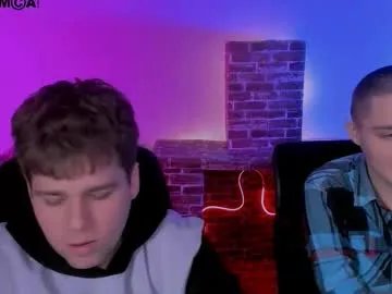 thomas_crow on Chaturbate