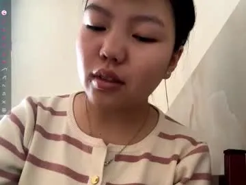 vertieriddleberger — goal     take off my bra under my shirt   #lovense #asian #new #18 #bigboobs [97 tokens remaining]