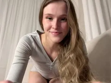 vi_world — Try Tease with top ..0_0 I forgot all lool #shy #asian #skinny #new #natural  [44 tokens remaining]