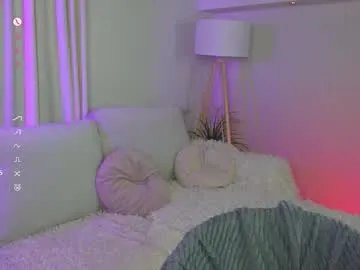 vivalavika on Chaturbate 