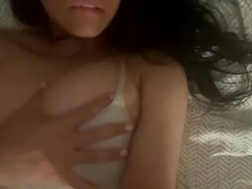 xsweetsaraxx on Chaturbate