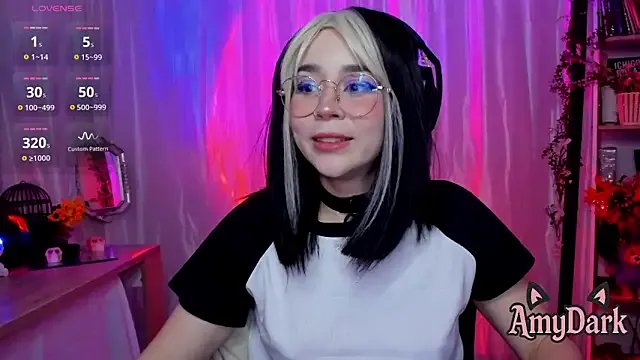 _AmyDark on StripChat