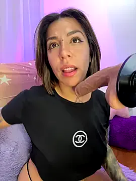 _antonella_dreamss on StripChat