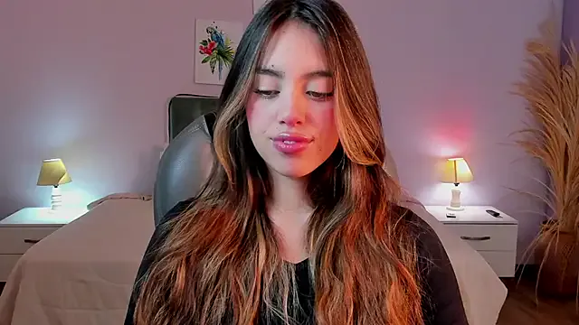 _Charlotte_evans_1 on StripChat