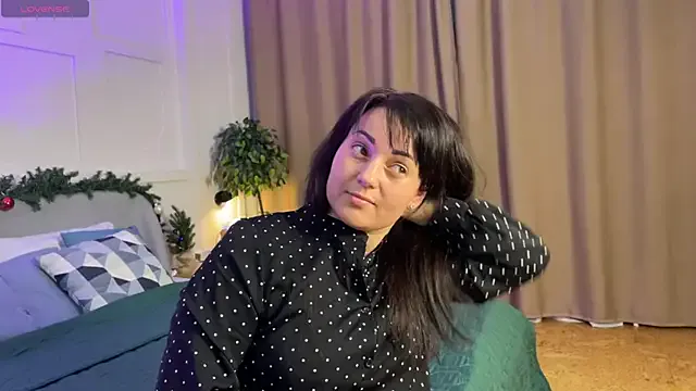 _SilkyShadow_ on StripChat