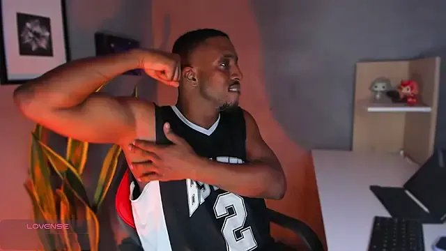 adamjackson_ on StripChat