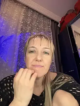 AisWqv — Fuck pussy big black dildo hard cum