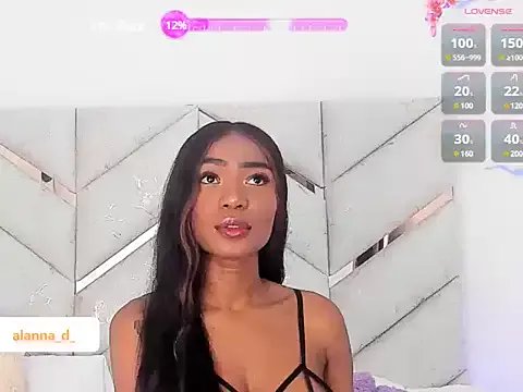 AlanaDoll on StripChat 