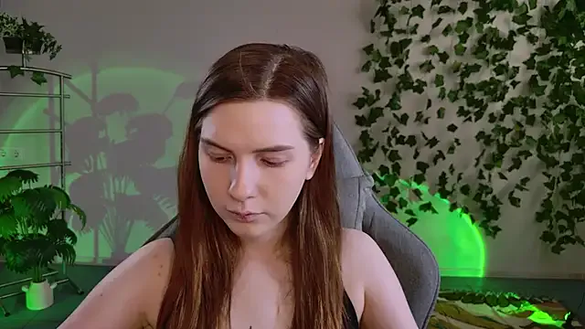 AliceCUNTach on StripChat