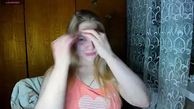 AlinaMors on StripChat