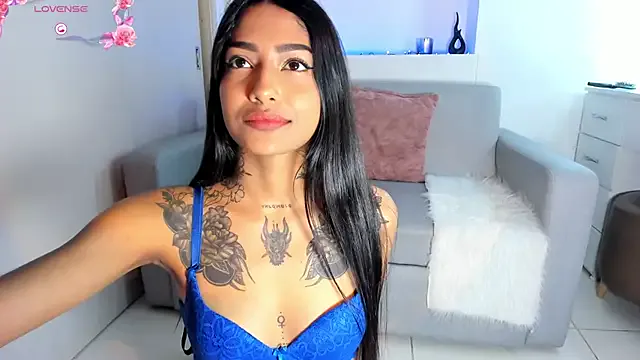 Alykass on StripChat