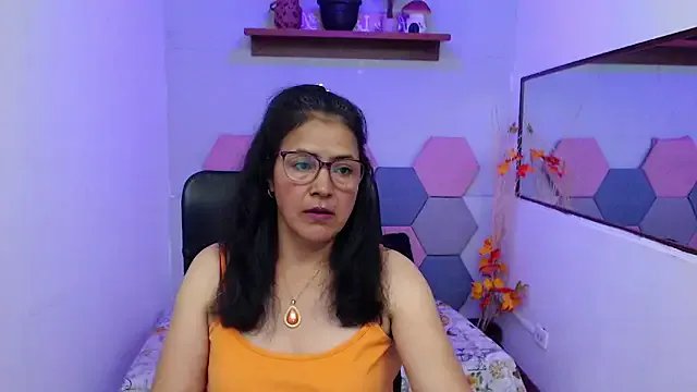 AmandaPeet on StripChat 