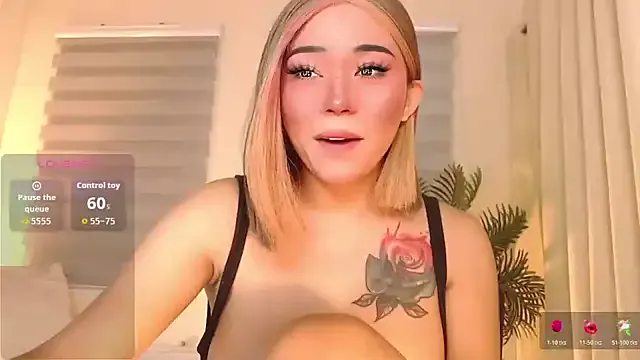 AmberNovoaa on StripChat