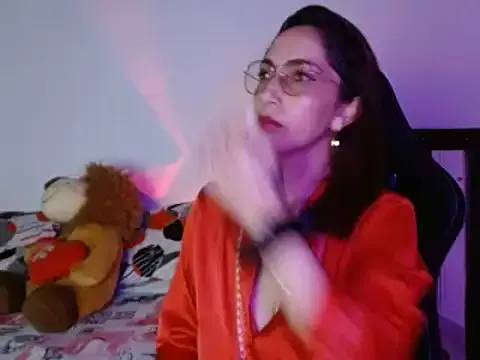 Angel_blackhot on StripChat