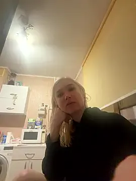 AngelJeni on StripChat