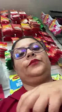 Angie_e on StripChat