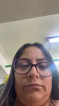 Angie_e on StripChat