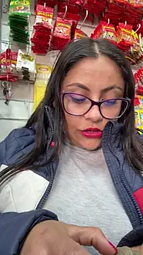 Angie_e on StripChat