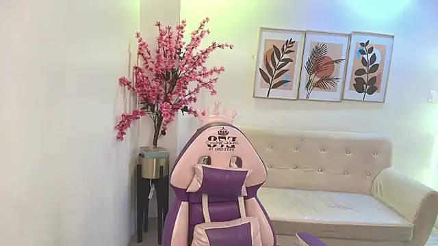 Anie_johnson on StripChat