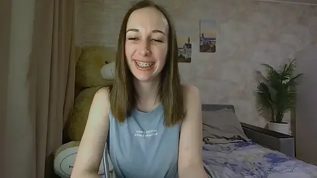 Anika_bloom on StripChat