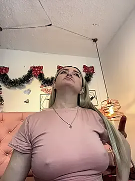 antonella87 on StripChat