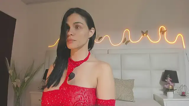 Antonella_Maxwell on StripChat