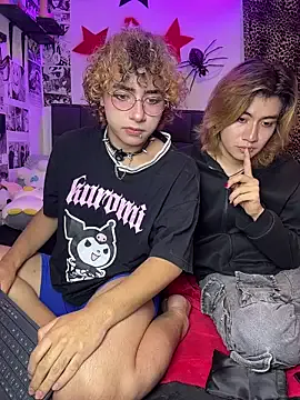 Apolo_Ushi on StripChat